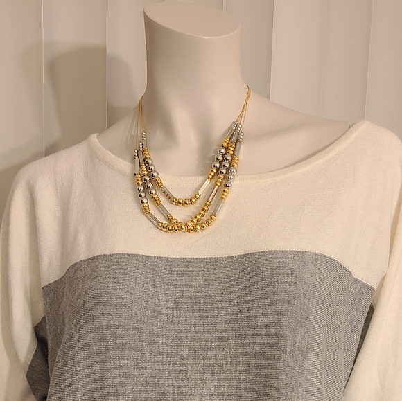 🟣 3 for $15!🟣 Closet Closing Soon! - Picture 3 of 5